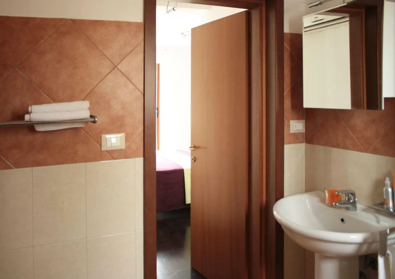 Attico Rudiae Apartment Lecce 0*,